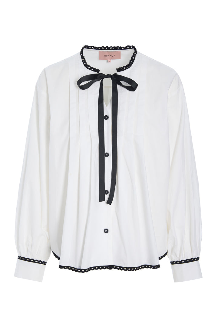 HUNKØN Britt Shirt Shirts White