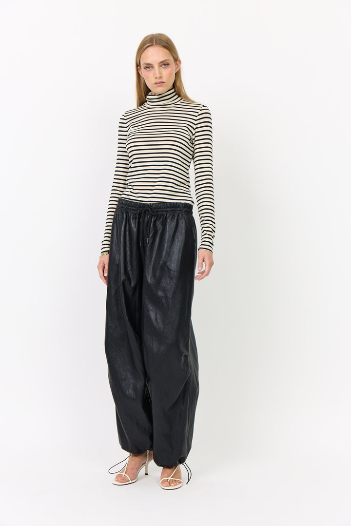 HUNKØN Daniela Trousers Trousers Black