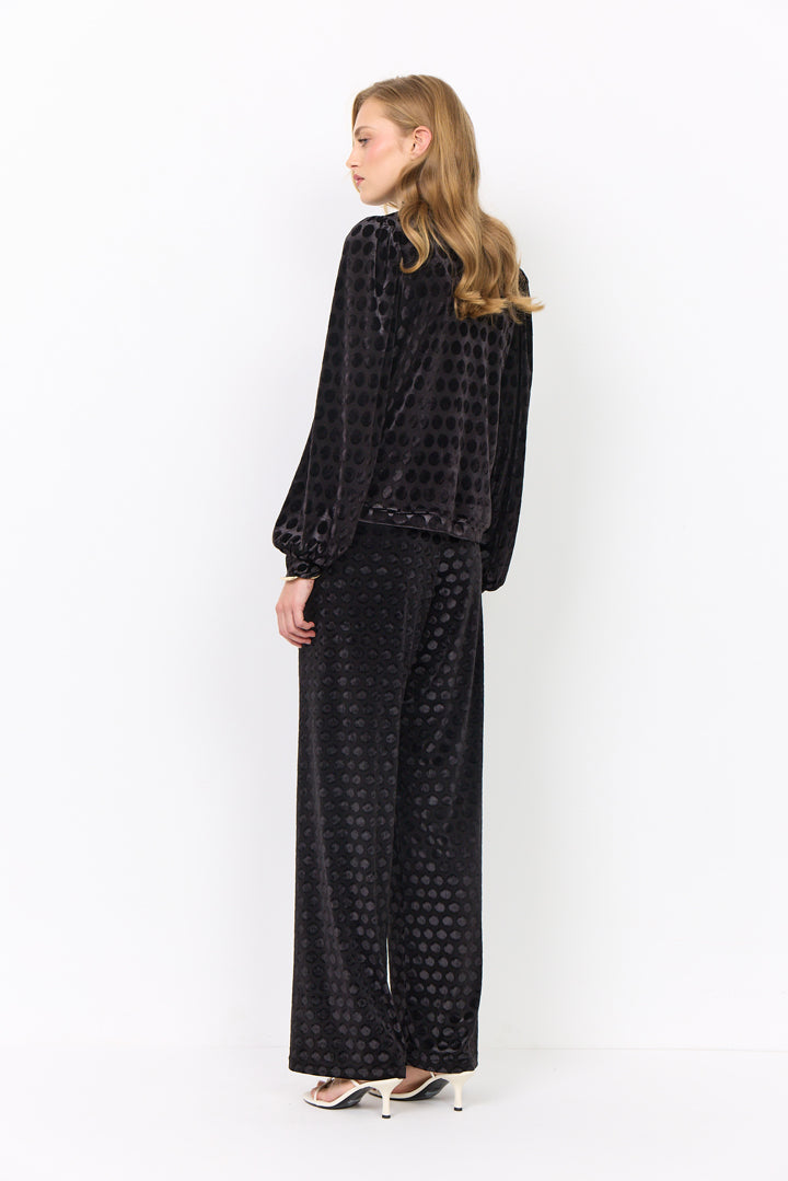 HUNKØN Dottie Highneck Blouse Blouses Black w/dots
