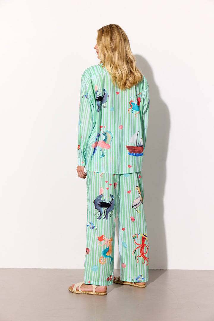HUNKØN Nessie Shirt Shirts Green Ocean Art Print