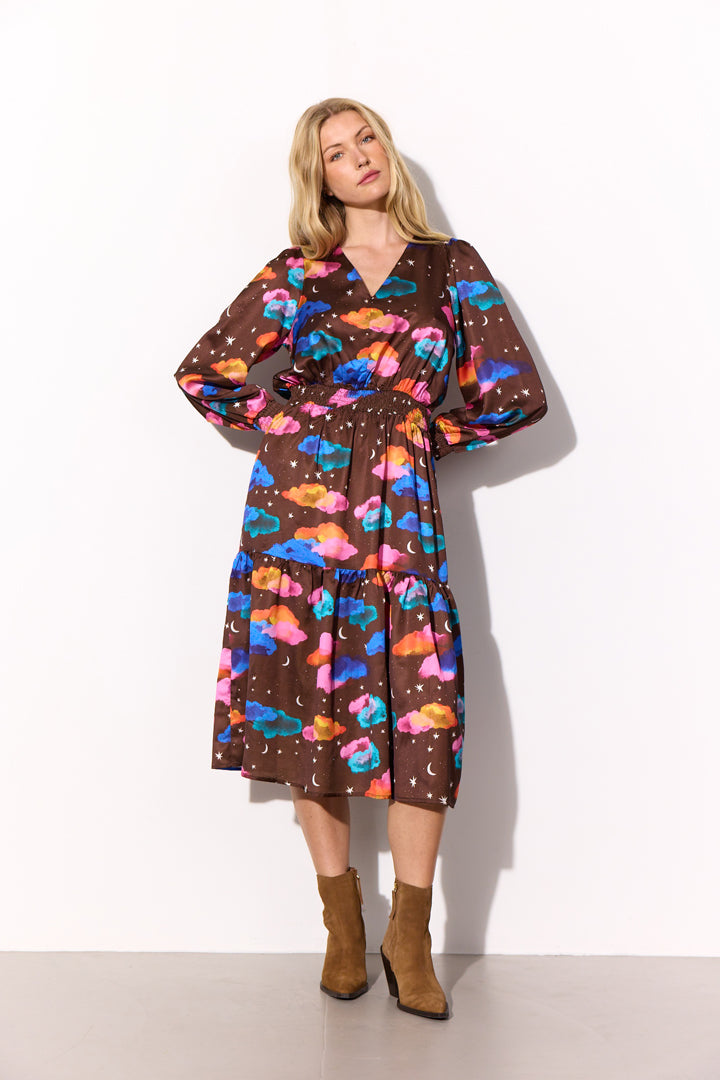 HUNKØN Sonja Dress Dresses Cocoa Sky Art Print