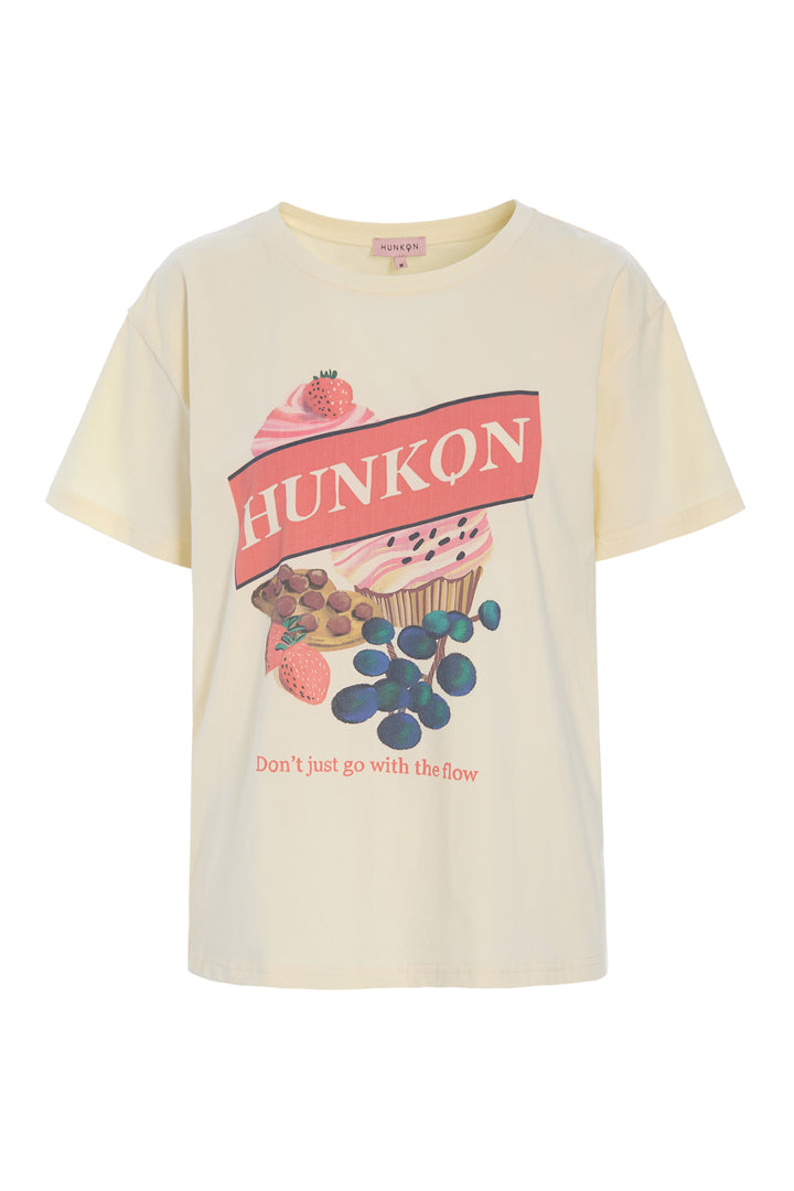 HUNKØN Sweet treat T-shirt T-shirts Light Yellow