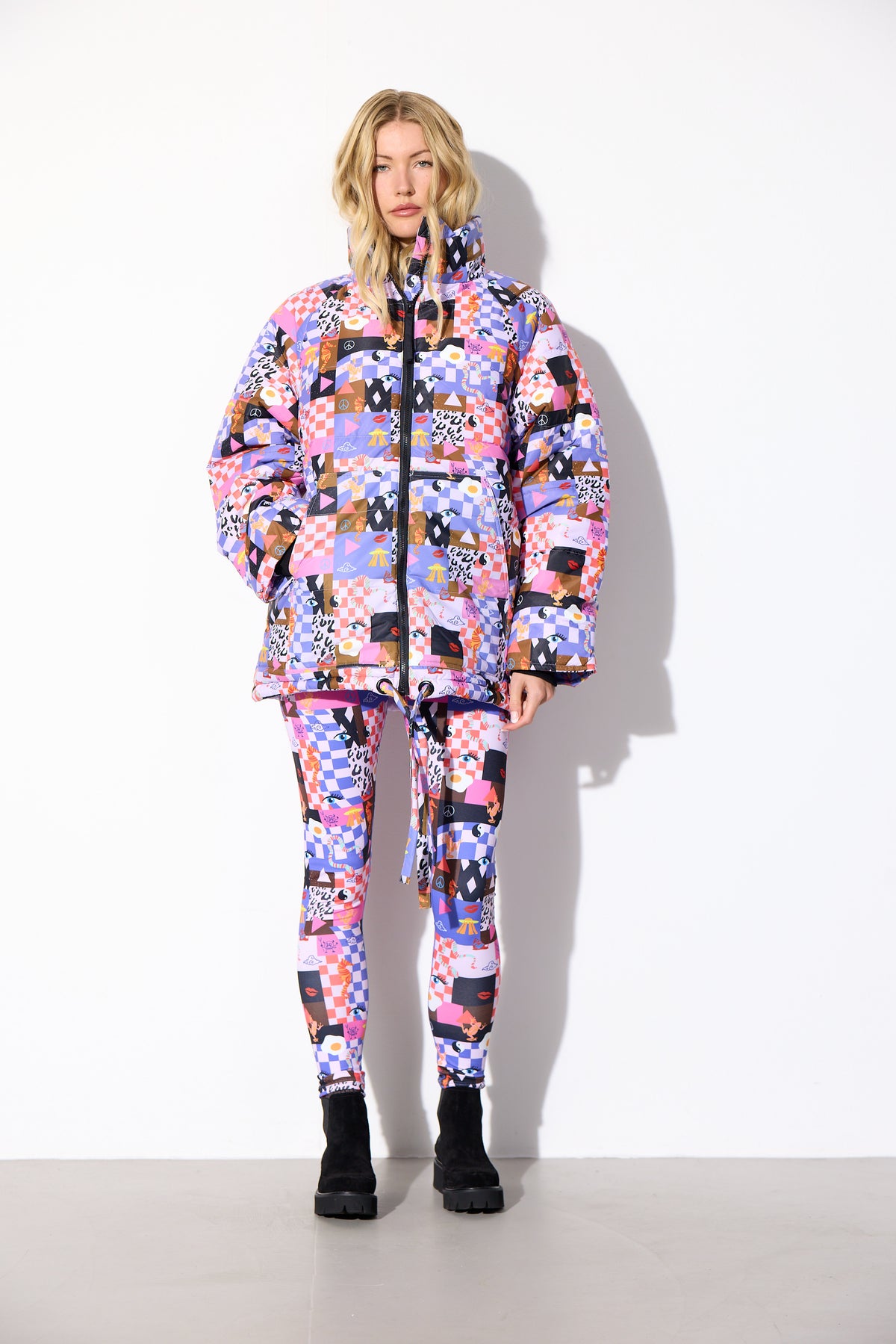 HUNKØN Roxanna Jacket Jackets Multiverse Art Print