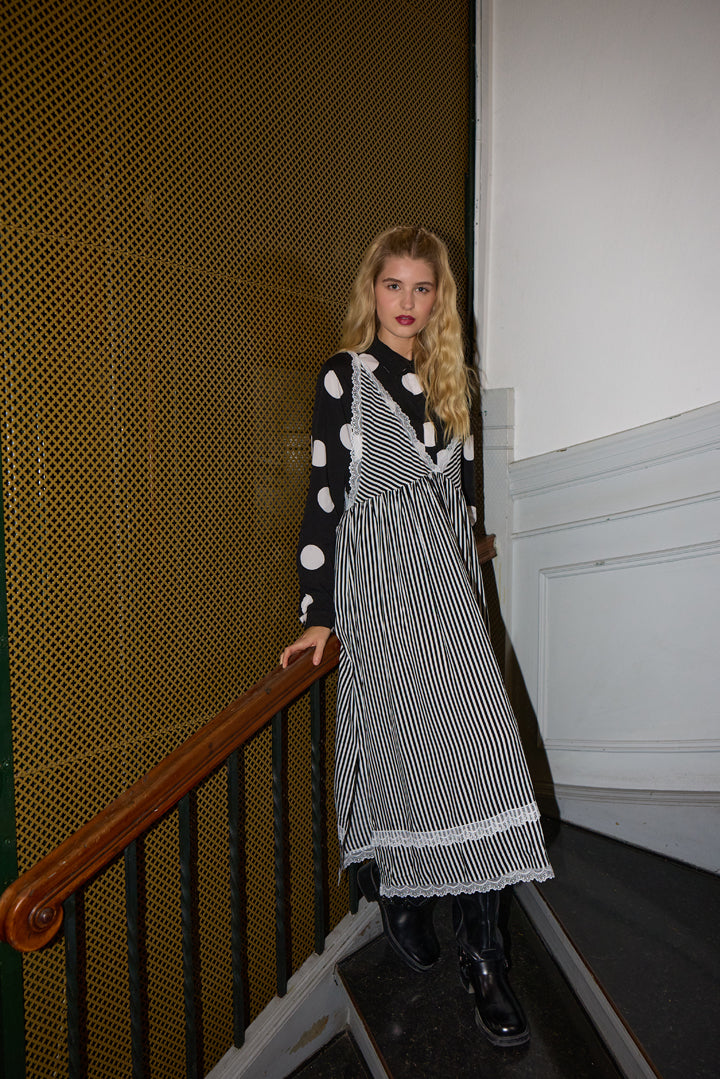 HUNKØN Vicky Dress Dresses Black Striped