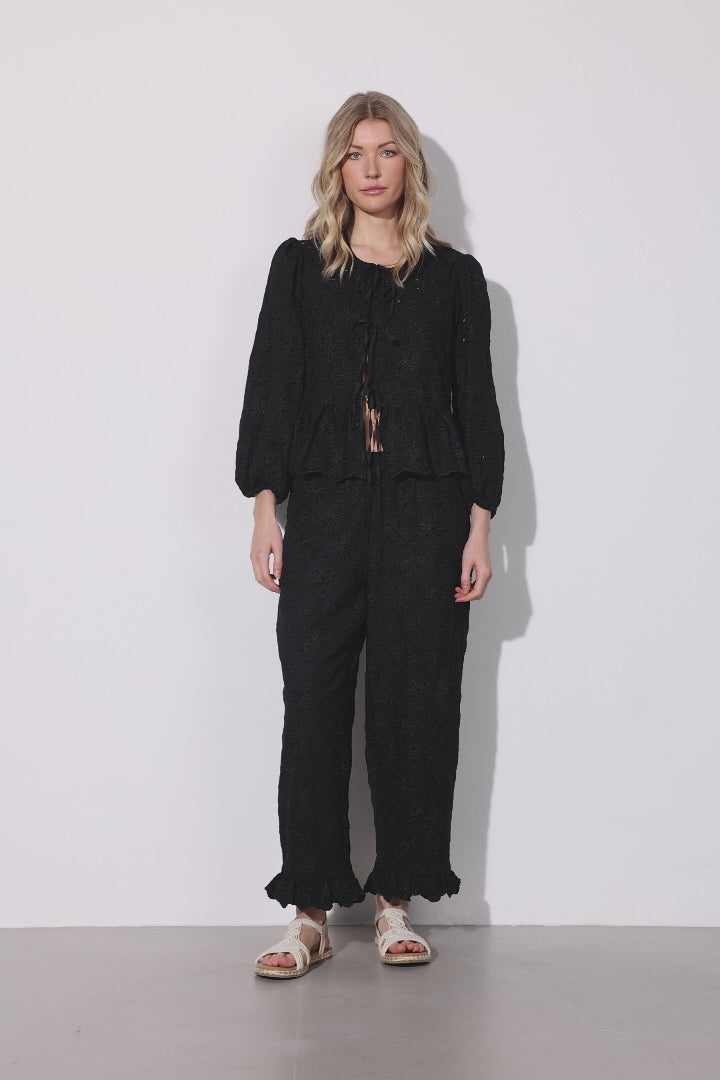 HUNKØN Vanya Trousers Trousers Black