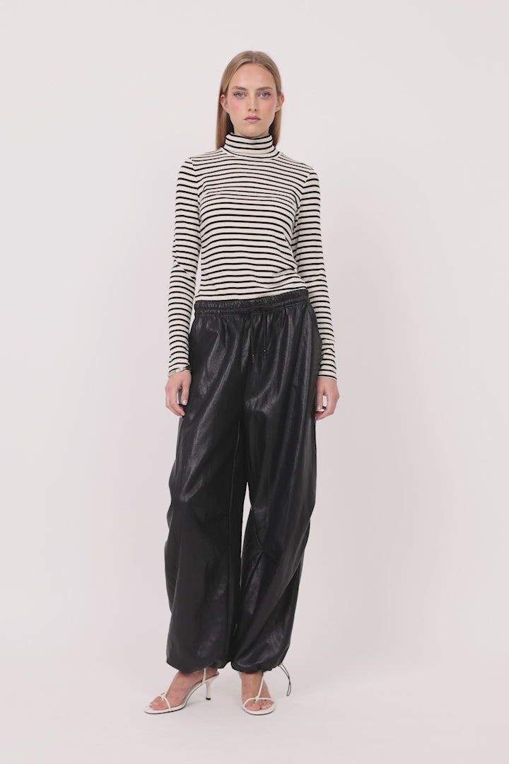 HUNKØN Daniela Trousers Trousers Black